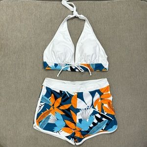 NWOT White & Blue Tropical Bikini Shorts Set